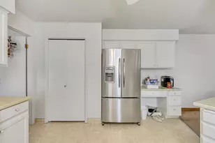 3085 W Danube Dr S, Salt Lake City, UT 84129 - Photo 9