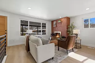 1358 E Maplewood Dr, Murray, UT 84121 - Photo 9