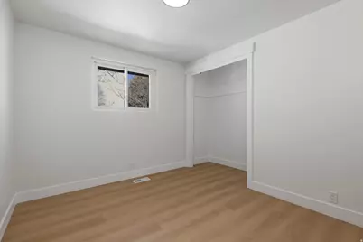 1358 E Maplewood Dr, Murray, UT 84121 - Photo 15