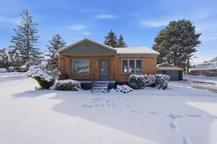 403 Highland Dr, Ogden, UT 84405 - Photo 1