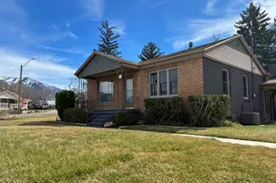 403 Highland Dr, Riverdale, UT 84405 - Photo 1