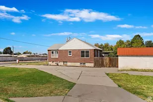 2318 W 5600 S, Roy, UT 84067 - Photo 23