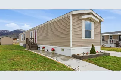 2491 N Hwy 89 #29, Pleasant View, UT 84404 - Photo 11