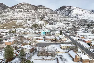 871 N Poplar Cir E, Centerville, UT 84014 - Photo 51