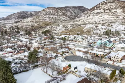 871 N Poplar Cir E, Centerville, UT 84014 - Photo 55