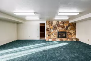 871 N Poplar Cir E, Centerville, UT 84014 - Photo 29