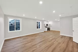 2098 W Nicholas Farm Ln S, South Jordan, UT 84095 - Photo 37