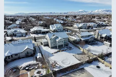 2098 W Nicholas Farm Ln S, South Jordan, UT 84095 - Photo 59