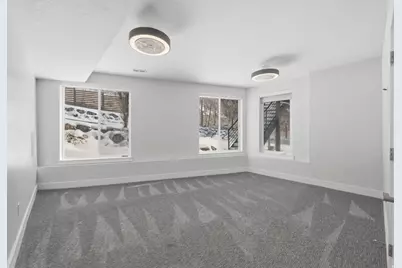 68 E Columbus Ct, Salt Lake City, UT 84103 - Photo 35