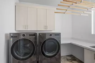68 E Columbus Ct, Salt Lake City, UT 84103 - Photo 35