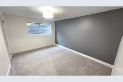 9039 S 1660 E, Sandy, UT 84093 - Photo 25