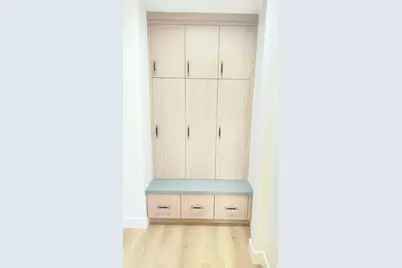 9039 S 1660 E, Sandy, UT 84093 - Photo 13