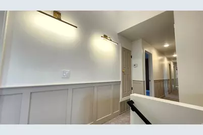 9039 S 1660 E, Sandy, UT 84093 - Photo 11