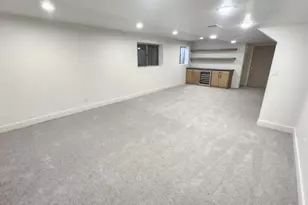 9039 S 1660 E, Sandy, UT 84093 - Photo 31