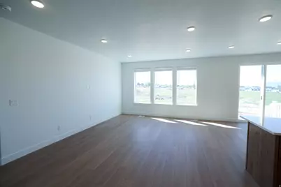 138 W 650 N, Smithfield, UT 84335 - Photo 5