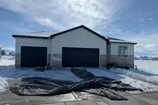 138 W 650 N, Smithfield, UT 84335 - Photo 1