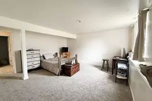 7948 N Dundee Dr, Eagle Mountain, UT 84005 - Photo 17