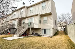 7948 N Dundee Dr, Eagle Mountain, UT 84005 - Photo 23