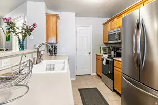 3878 W Sage Willow Dr, South Jordan, UT 84009 - Photo 5