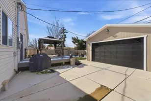 2430 S 800 E, Salt Lake City, UT 84106 - Photo 41