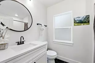 2430 S 800 E, Salt Lake City, UT 84106 - Photo 15