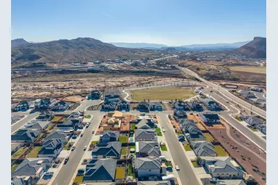 671 S Goose Creek Dr, Washington, UT 84780 - Photo 17