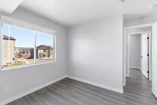 3812 E Rock Creek Rd, Eagle Mountain, UT 84005 - Photo 19