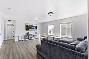 3812 E Rock Creek Rd, Eagle Mountain, UT 84005 - Photo 3