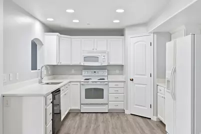 3812 E Rock Creek Rd #8, Eagle Mountain, UT 84005 - Photo 11