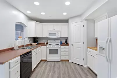 3812 E Rock Creek Rd #8, Eagle Mountain, UT 84005 - Photo 13