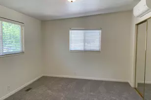 5210 S 900 St E, Murray, UT 84117 - Photo 9