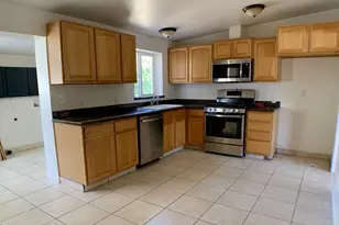 5210 S 900 St E, Murray, UT 84117 - Photo 15