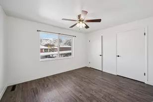 453 N 400 E, Bountiful, UT 84010 - Photo 11