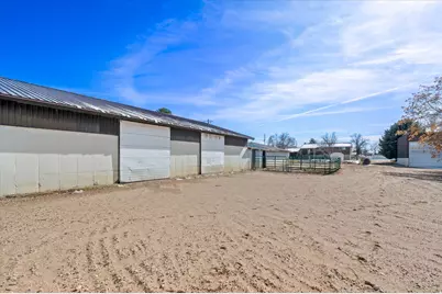 2298 W 800 N, Clinton, UT 84015 - Photo 37