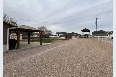 2298 W 800 N, Clinton, UT 84015 - Photo 3