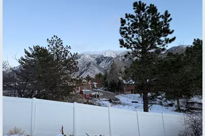 7 Rollingwood Ln, Sandy, UT 84092 - Photo 27