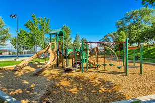 7 Rollingwood Ln, Sandy, UT 84092 - Photo 49