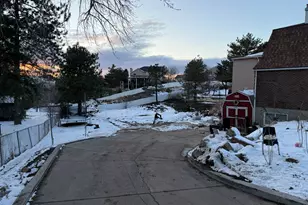 7 Rollingwood Ln, Sandy, UT 84092 - Photo 11