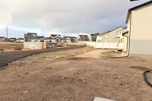 669 N Plainsman Dr, Spanish Fork, UT 84660 - Photo 13