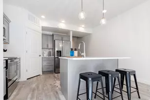 573 N Richland Valley St, Garden City, UT 84028 - Photo 7