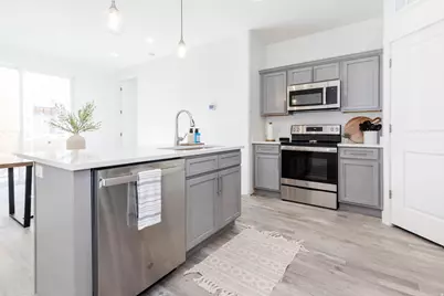 573 N Richland Valley St, Garden City, UT 84028 - Photo 5