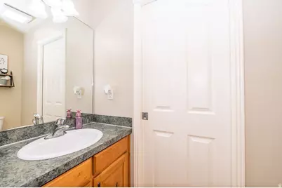 635 W 3600 S, Riverdale, UT 84405 - Photo 33