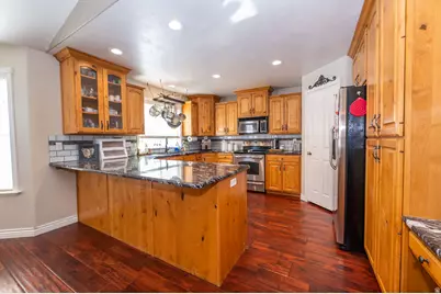 635 W 3600 S, Riverdale, UT 84405 - Photo 25