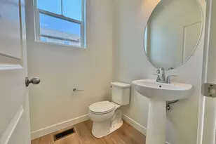 1713 N 1625 W, Layton, UT 84041 - Photo 5