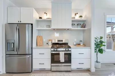 7668 S Clipper Hill Rd W #307, West Jordan, UT 84081 - Photo 9