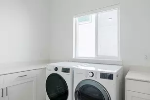 12894 S Berlynn Dr, Riverton, UT 84065 - Photo 39