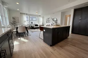 718 W W Blue Magic Ln S, Midvale, UT 84047 - Photo 5