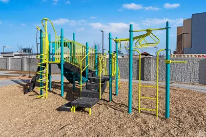 2889 S Gabelich Ln #18, West Valley, UT 84128 - Photo 5