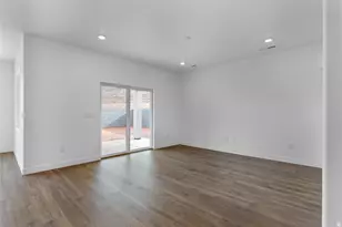 1923 S Cyclone Dr, Washington, UT 84780 - Photo 7