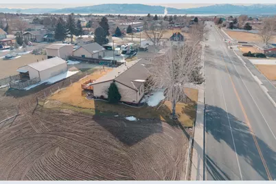 252 E Center St, Lindon, UT 84042 - Photo 9